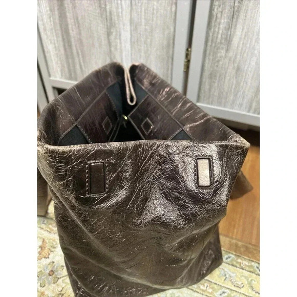 Dries Van Noten Bronze Tote Magnetic Closure Tubolar Handles Made in Italy - Picture 5 of 12